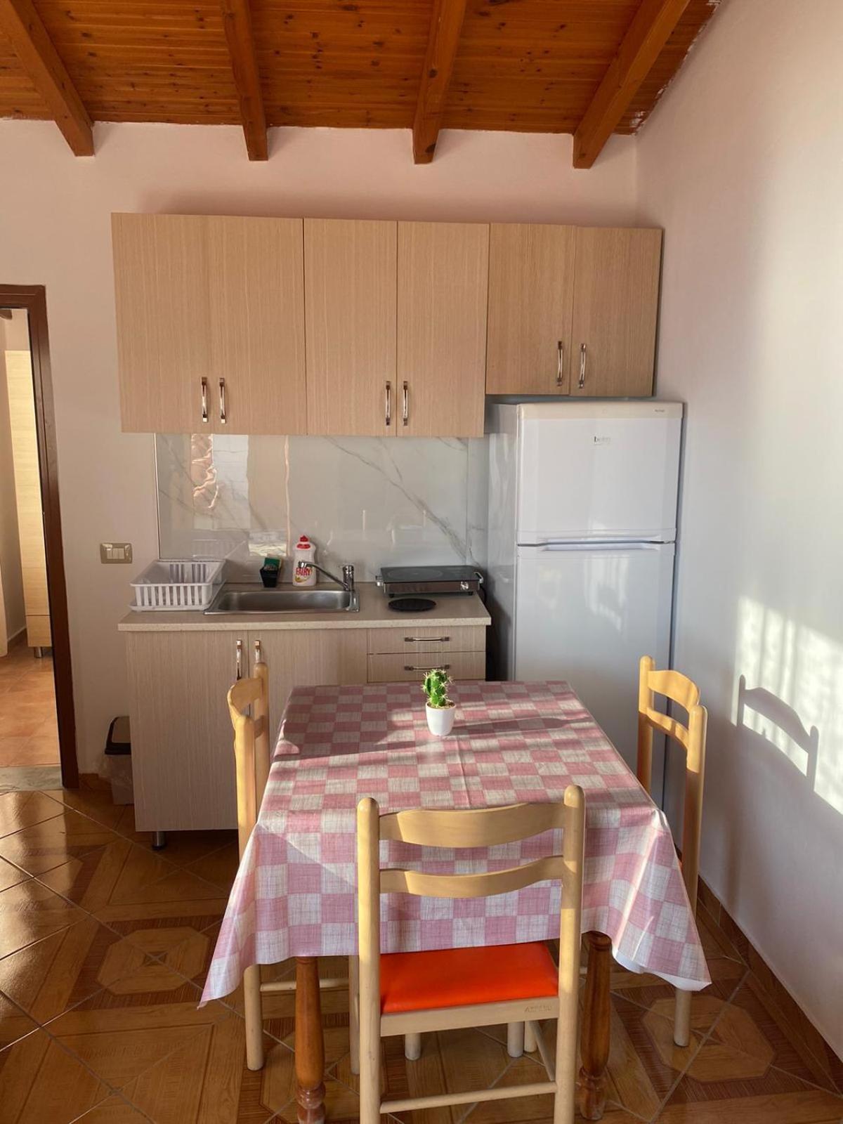 Sea View Apartments Vlorë Extérieur photo