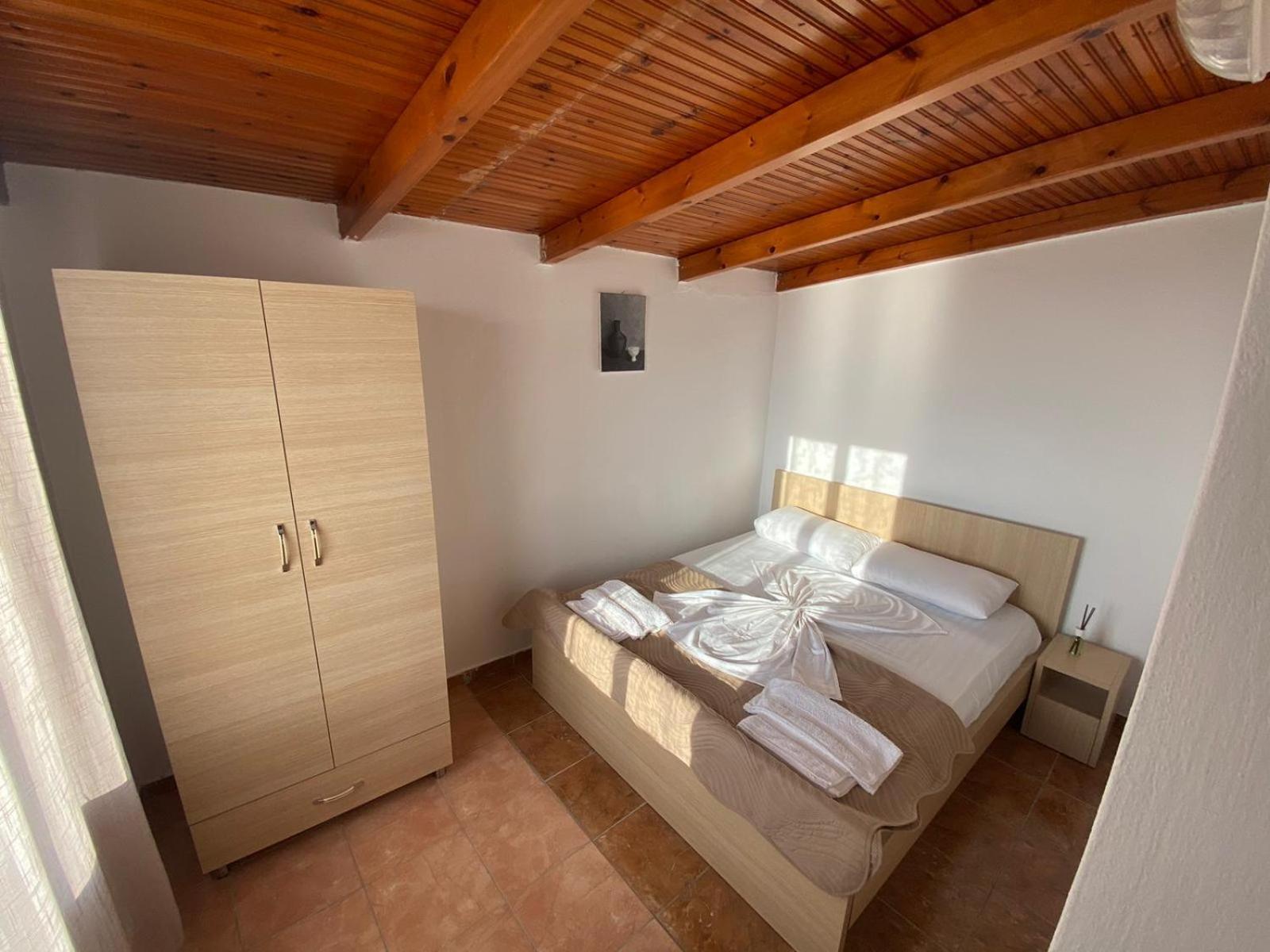 Sea View Apartments Vlorë Extérieur photo